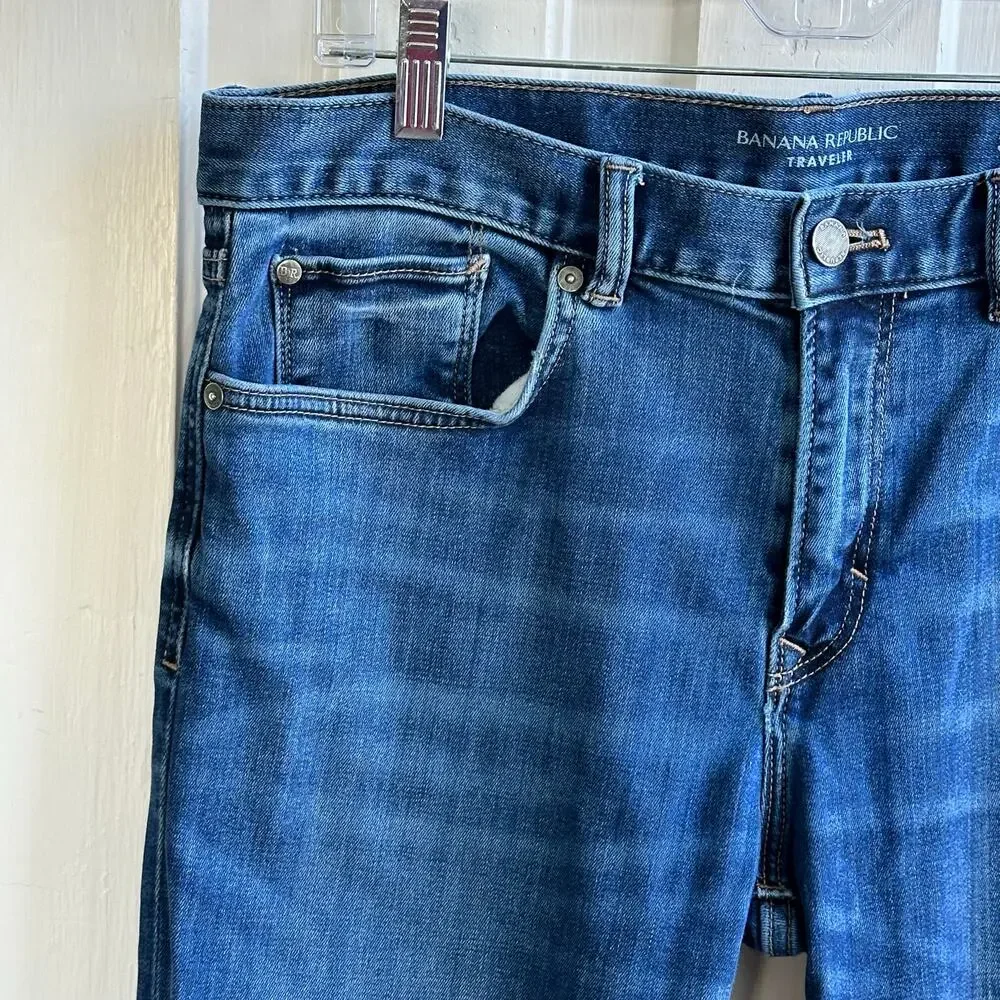 Banana Republic Traveler Jeans Mens 33x32 Slim Fit Stretch Medium Wash